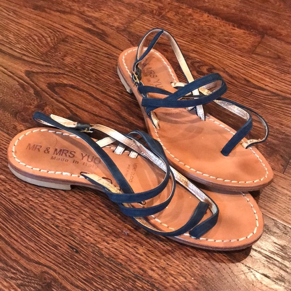 Cute Leather Sandals - Picture 1 of 4